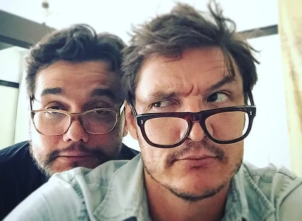 Artistas já contracenaram juntos e fãs apontam semelhanças