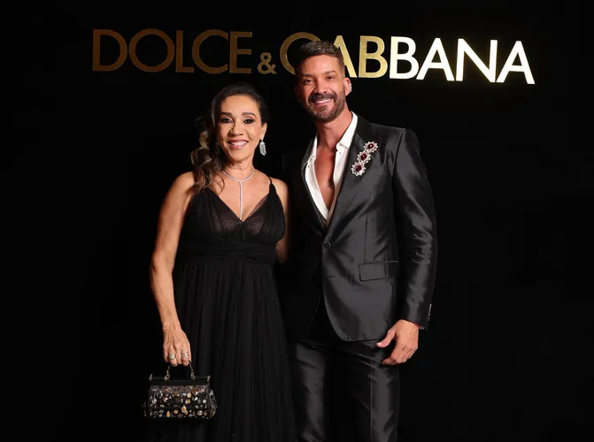 Lila Moraes prestigia jantar exclusivo da Dolce & Gabbana a convite de Yani Fajardo, diretor das Américas da grife
