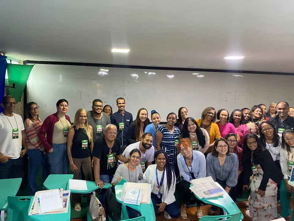 A TARDE Educação realiza formação para professores de Simões Filho