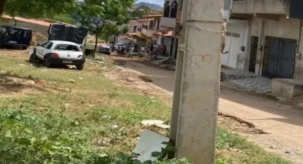 A menina foi surpreendida dentro de casa e não teve chance de defesa
