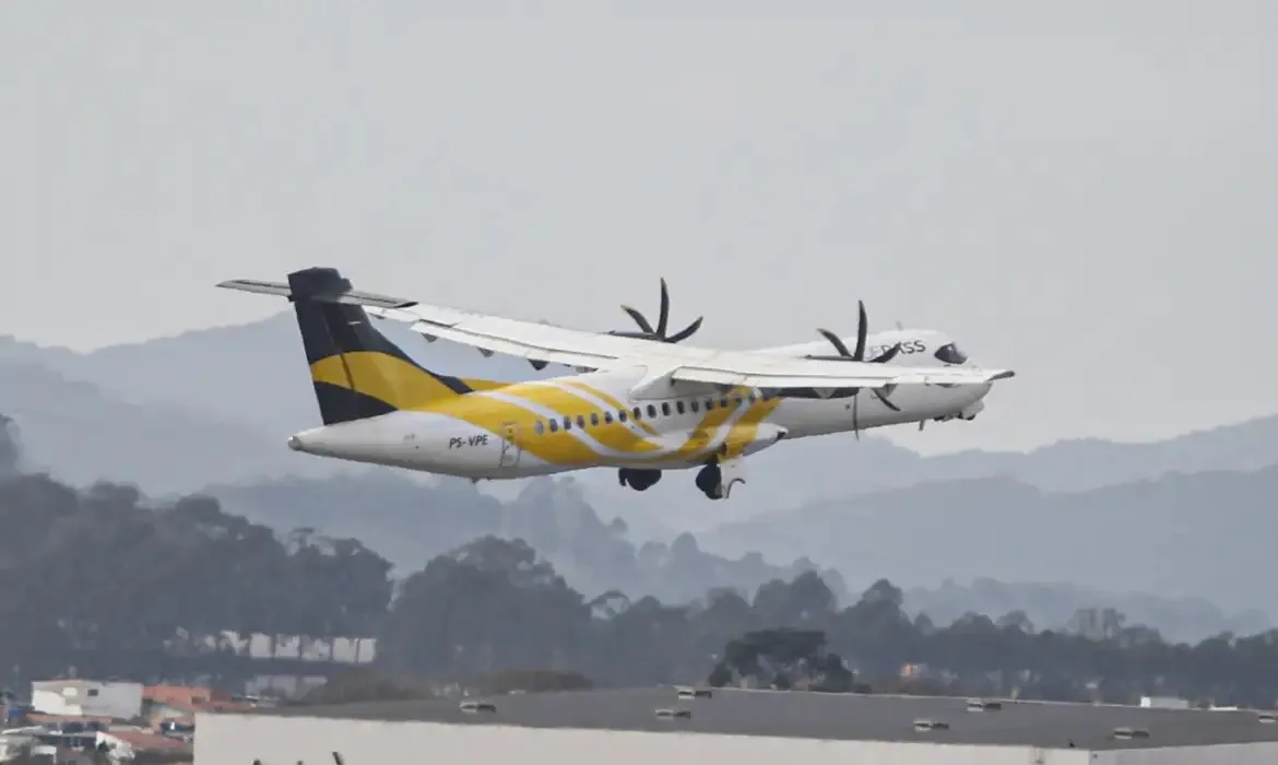 Imagem ilustrativa da imagem Falha técnica em avião da Voepass pode ter sido ignorada antes de acidente fatal