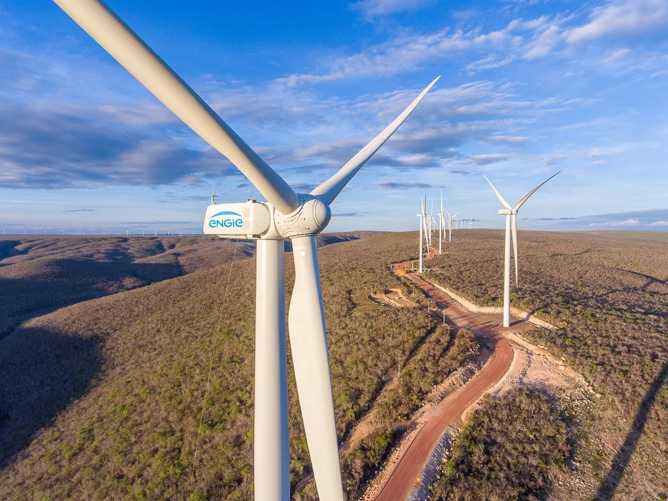 Estratégias bem-sucedidas mudaram a paisagem do sertão baiano, agora marcada pela presença de torres eólicas