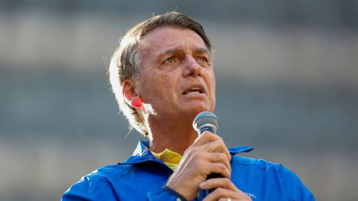 Bolsonaro durante ato na avenida Paulista, neste domingo, 29
