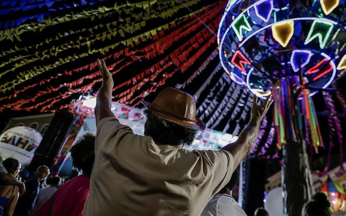 O evento começa a partir das 18 horas