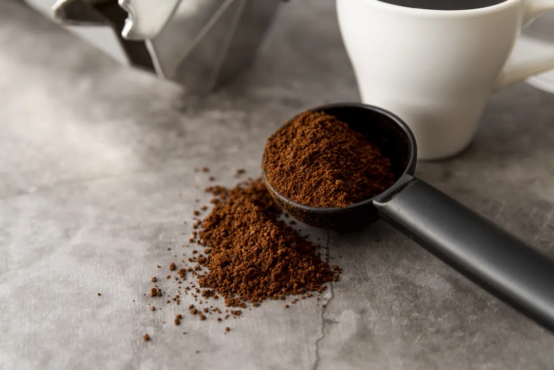 Entenda como consumo de café instantâneo pode causar cegueira, segundo pesquisa