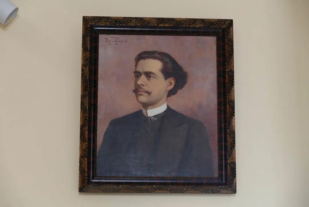 Projeto ocupa museu com arte e homenageia o poeta dos escravos