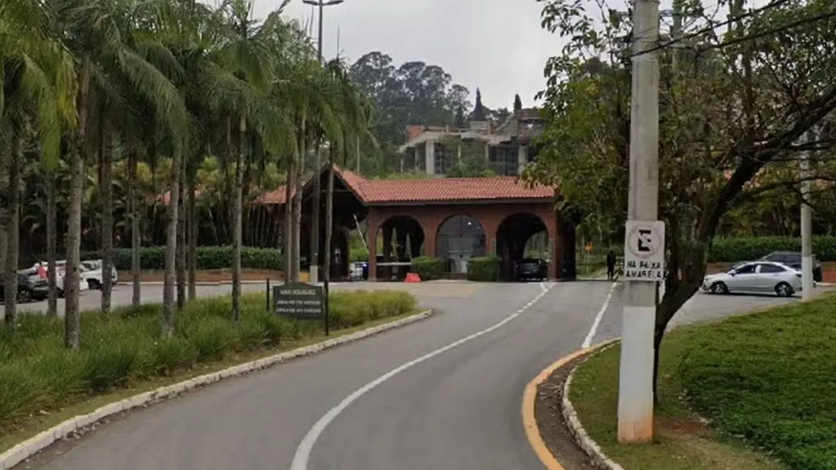 Entrada do Condomínio Residencial Tamboré I, em Alphaville