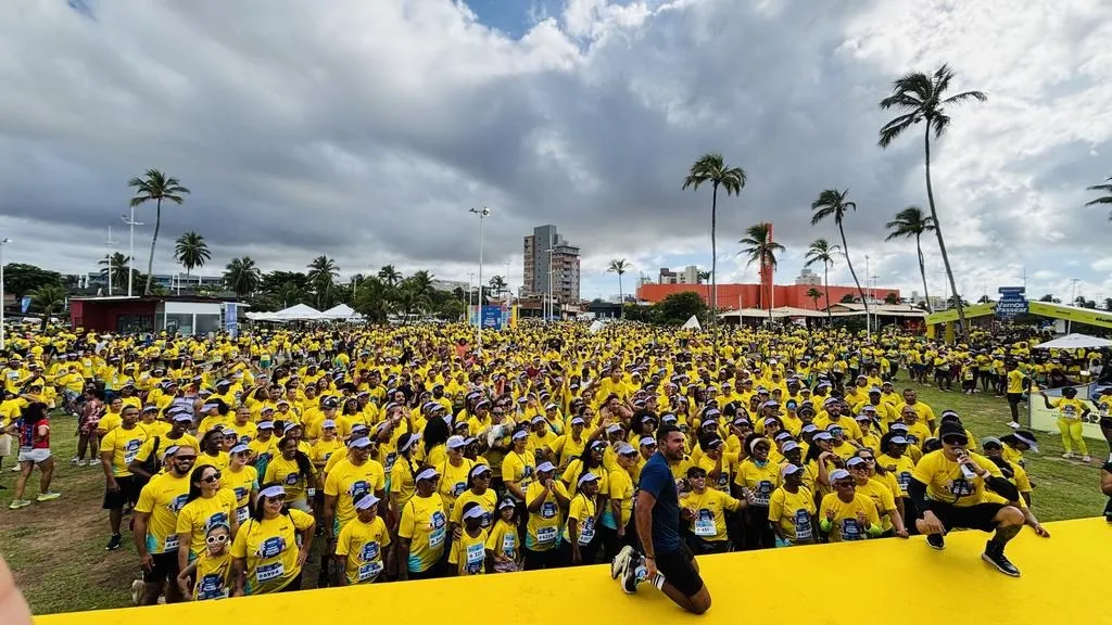 Mais de 5 mil pessoas participaram do Festival Vamos Passear na orla de Piatã em Salvador