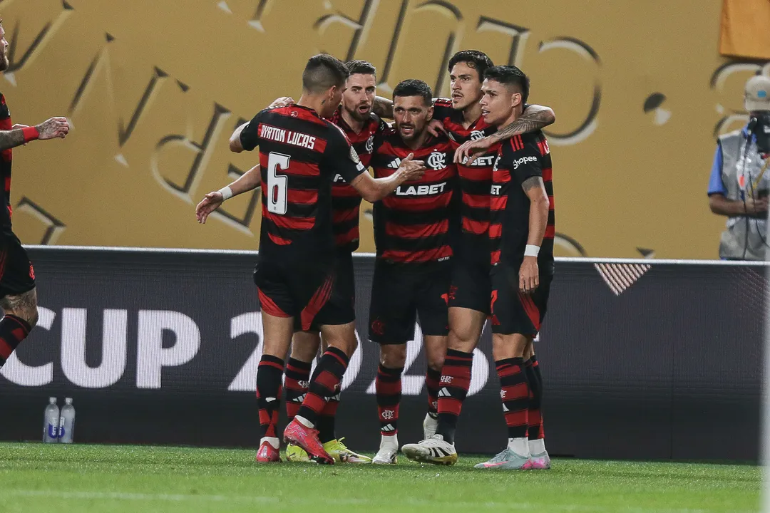O uruguaio Arrascaeta comemora o primeiro gol do Flamengo na Copa do Mundo de Clubes