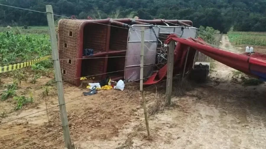 Grávida morre após queda de balão com 33 pessoas em SP