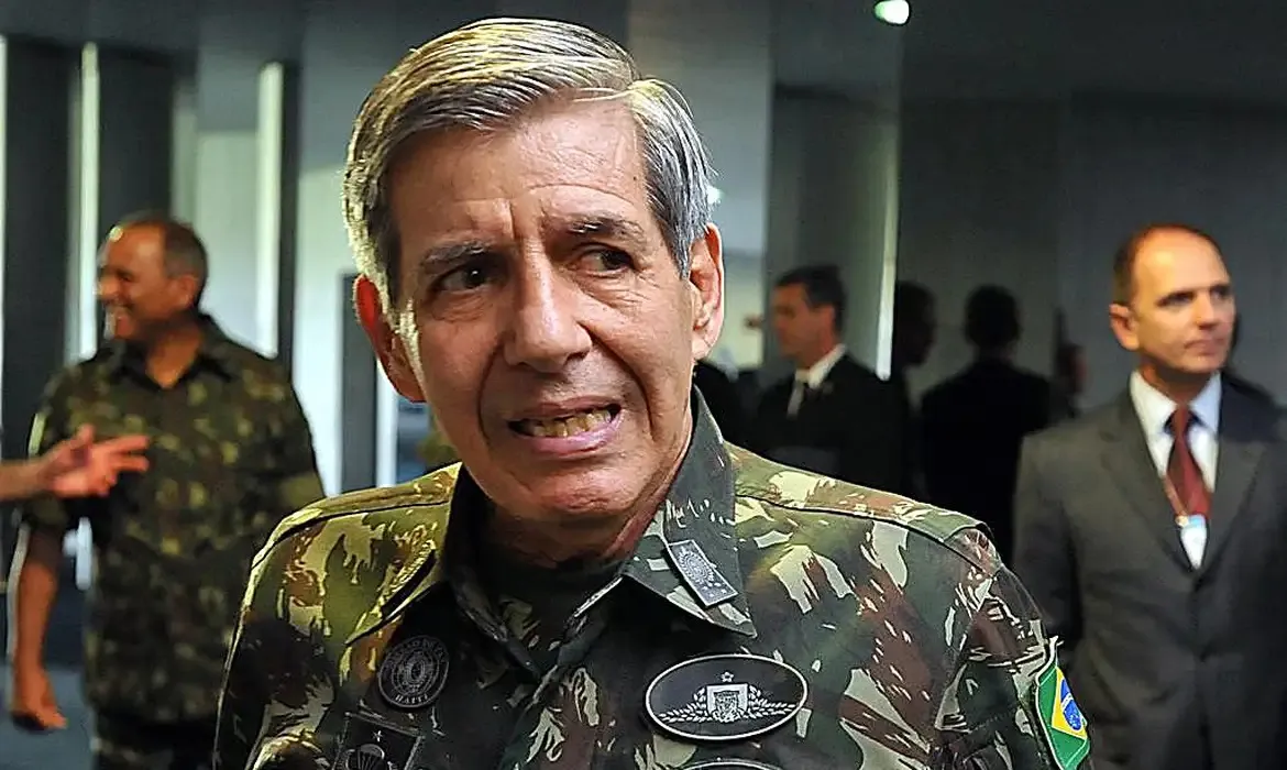 Augusto Heleno prestou depoimento nesta terça-feira, 10