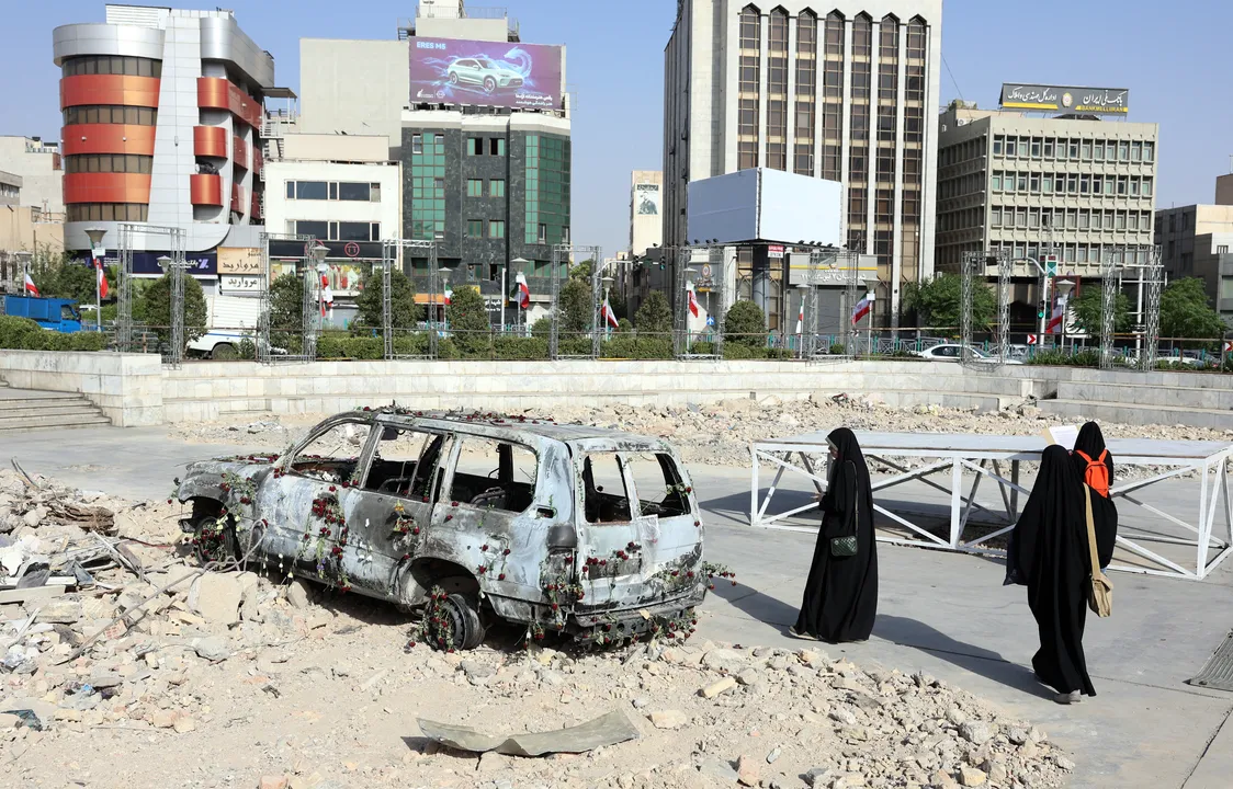 Ambulância destruída em ataque israelense