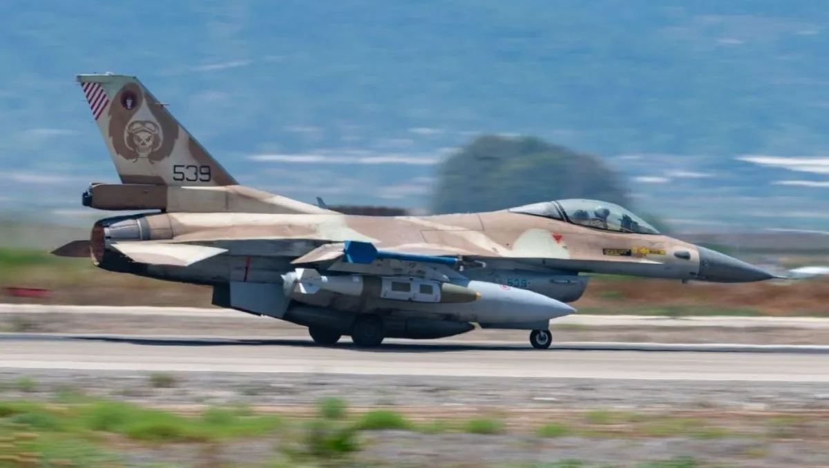 Jato de Israel decola para realizar ataques contra o Irã