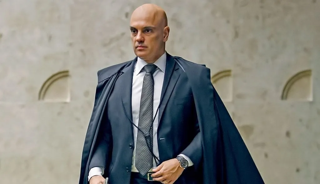 Moraes tem 21 dias para apresentar resposta formal
