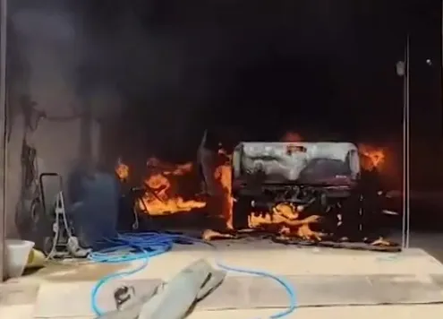 Antes de tocas fogo na casa, mulher tentou queimar o namorado