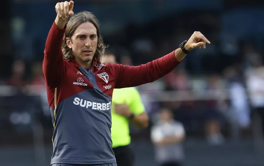 Luis Zubeldía não é mais técnico do São Paulo
