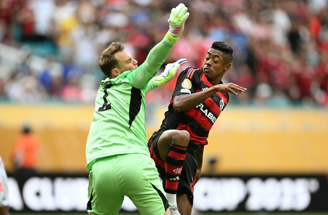 Após a vitória do Bayern sobre o Flamengo por 4 a 2 no Mundial de Clubes, Neuer declarou que o jogo foi “fácil” e “não foi complicado”, em entrevista que viralizou.