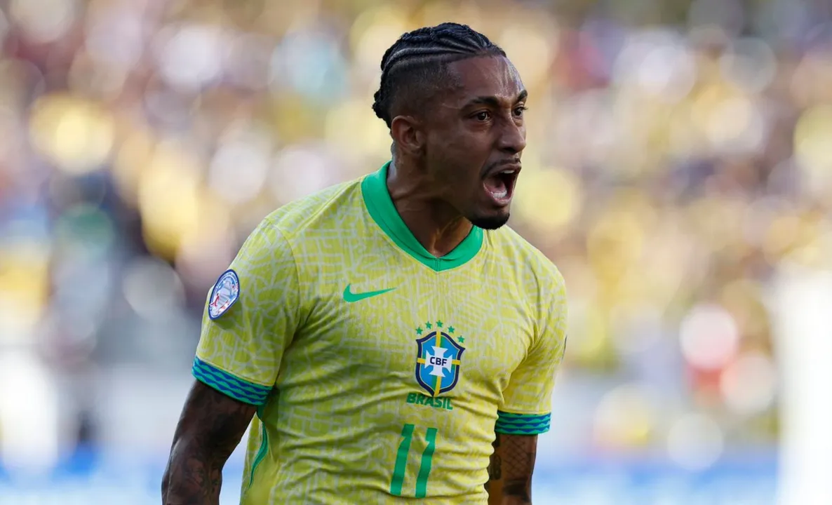 Raphinha, jogador do Barcelona e da Seleção Brasileira.