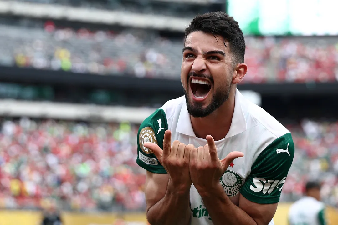 Jose Manuel Lopez comemorando gol pelo Palmeiras no Mundial de Clubes