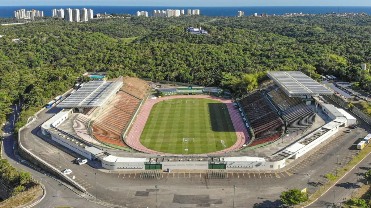 Governo espera licença para utilização do estádio