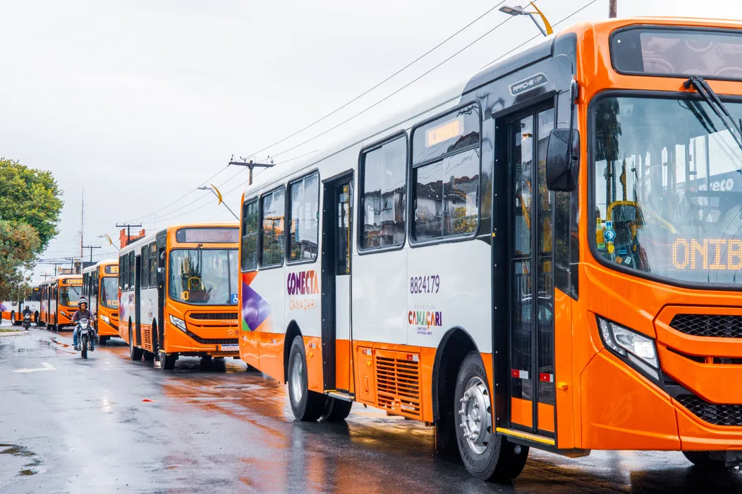 Novos ônibus do sistema emergencial de Camaçari começam a rodar nesta terça-feira, 17