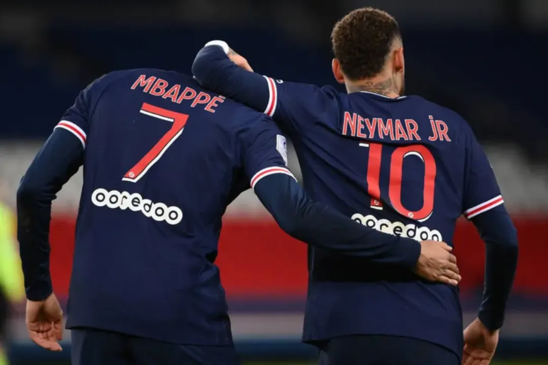 Presidente do PSG fala sobre saída de Mbappé e destaca Neymar