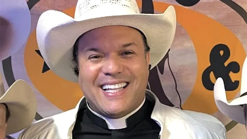 Padre Alessandro Campos