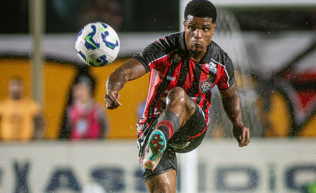 Jamerson não deve mais jogar pelo Vitória em 2025
