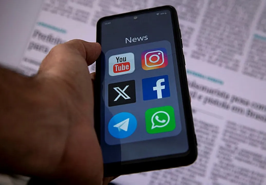 Governo tenta aproveitar comoção para emplacar regulamentação das redes sociais