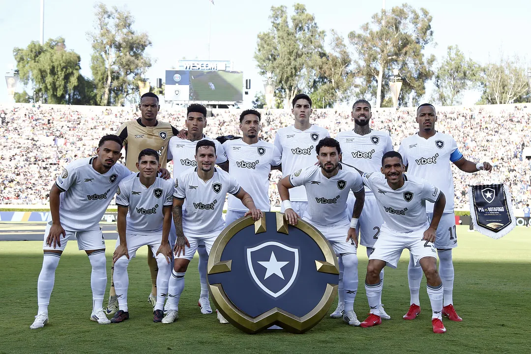 Botafogo lidera o Grupo B da Copa do Mundo de Clubes e "engorda" os cofres com as premiações