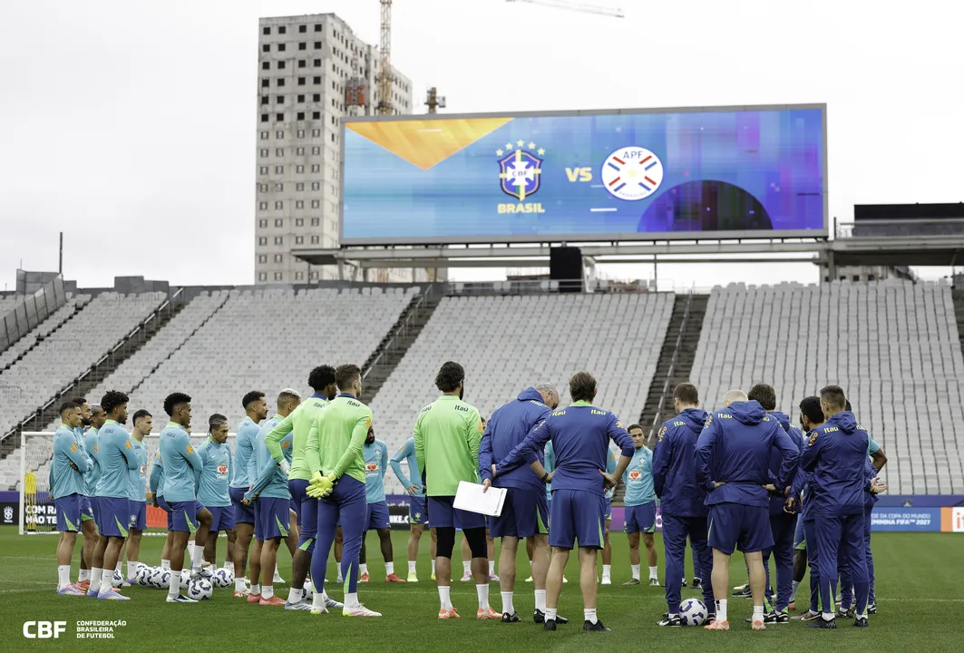 Seleção Brasileira durante atividade na Neo Quimica Arena