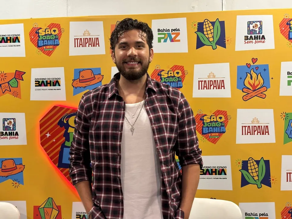 Gustavo Mioto em coletiva de imprensa no Parque de Exposições