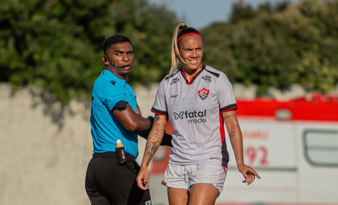 Vitória terá que reverter placar no Barradão