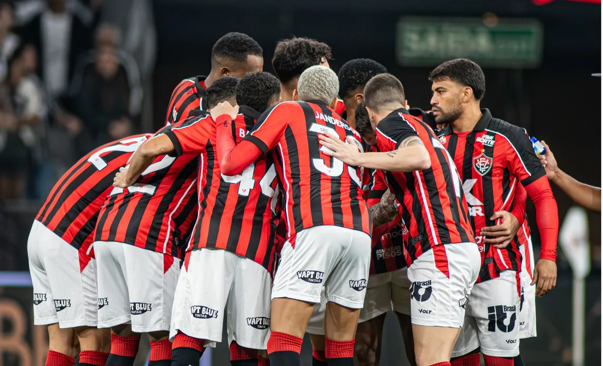 Vitória voltará a campo após quase um mês sem jogos