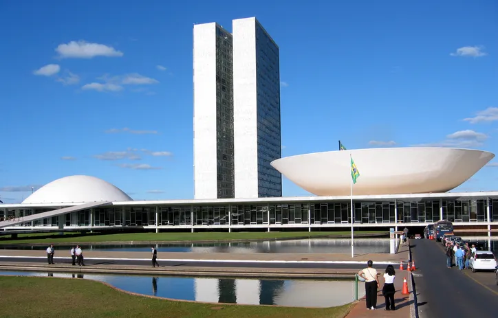 O placar da votação do IOF foi de 383 a favor da derrubada do decreto de Lula e 98 contra