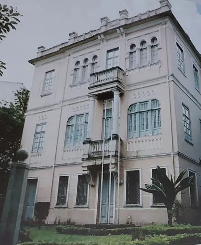 Fachada da ALB
