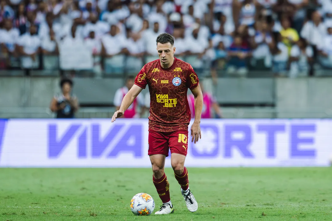 Santiago Arias deverá titular do Bahia contra o Santos na Arena Fonte Nova.