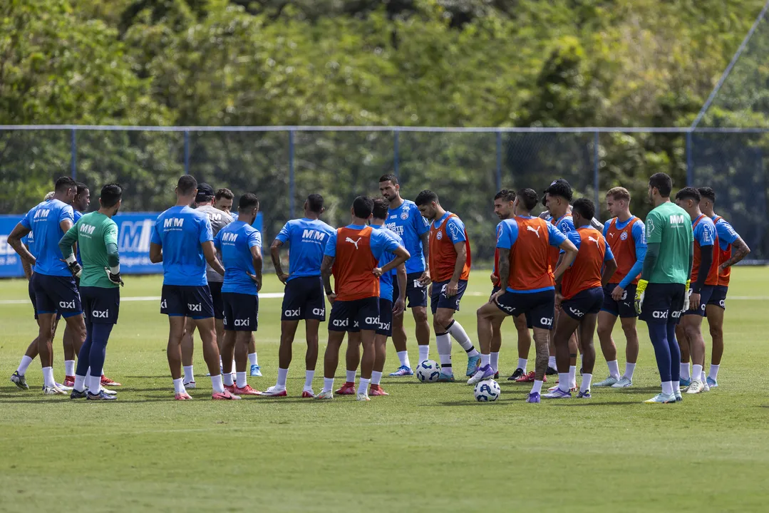Jota, meio-campista do Bahia, será emprestado ao Criciúma até dezembro de 2025.