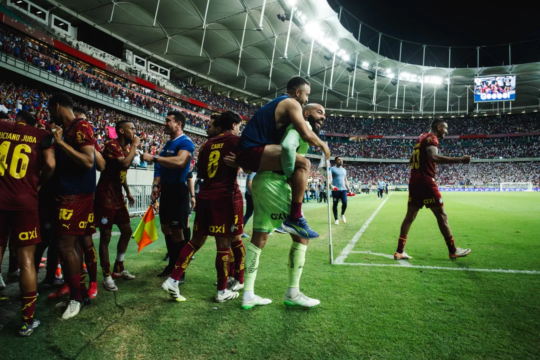 O Bahia é o 4º clube que mais venceu no mundo em 2025, com 30 vitórias, superando Barcelona e Real Madrid. Veja o top-5 dos times mais vencedores.