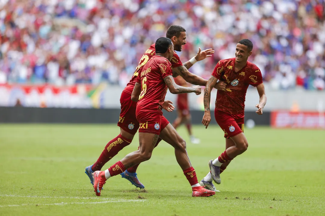 O Bahia vive grande fase no Brasileirão 2025: são oito jogos de invencibilidade contra equipes paulistas. Agora, o Tricolor enfrenta o Mirassol em duelo direto pela parte de cima da tabela.