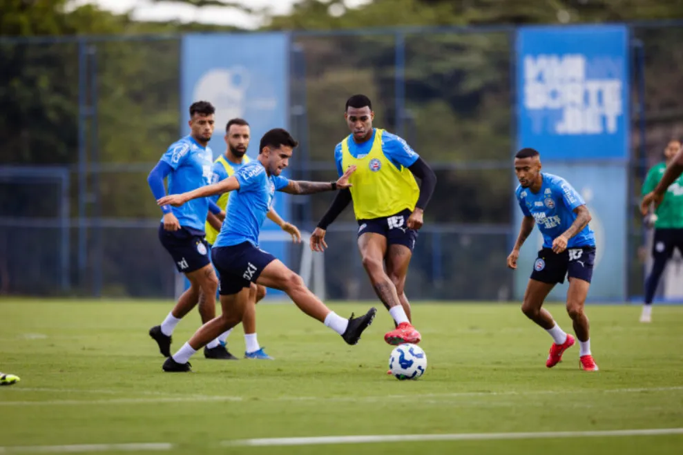 Sem Willian José, Bahia foca em posse de bola no CT