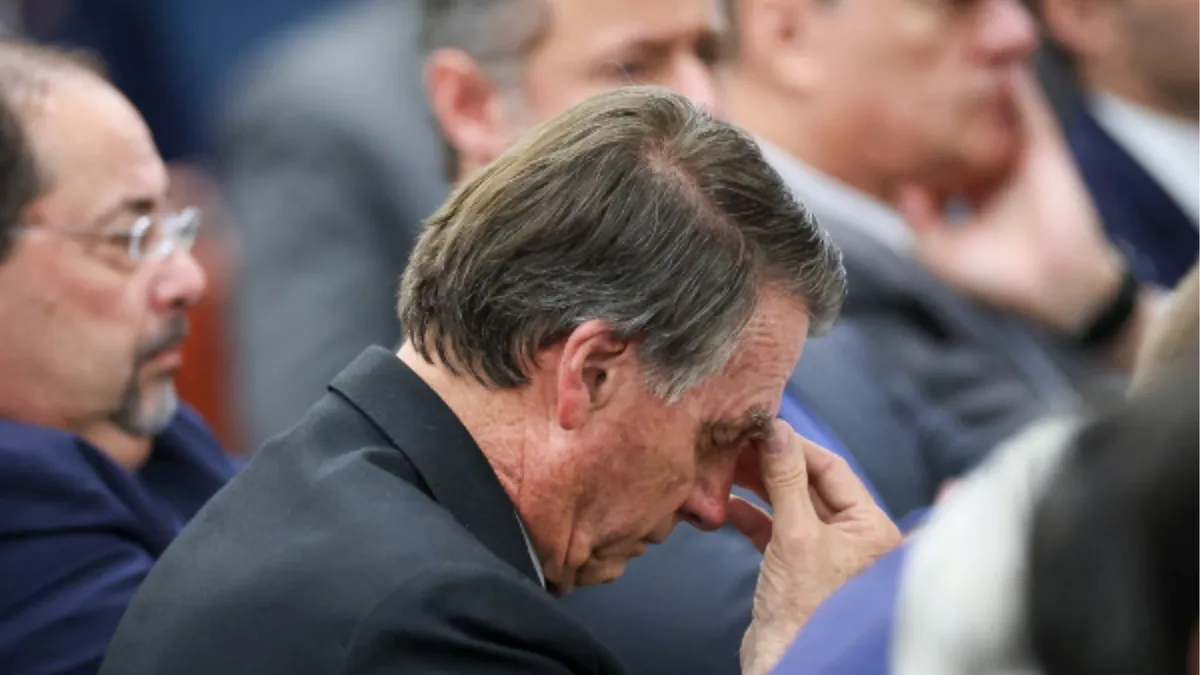 Jair Bolsonaro (PL) durante julgamento no STF