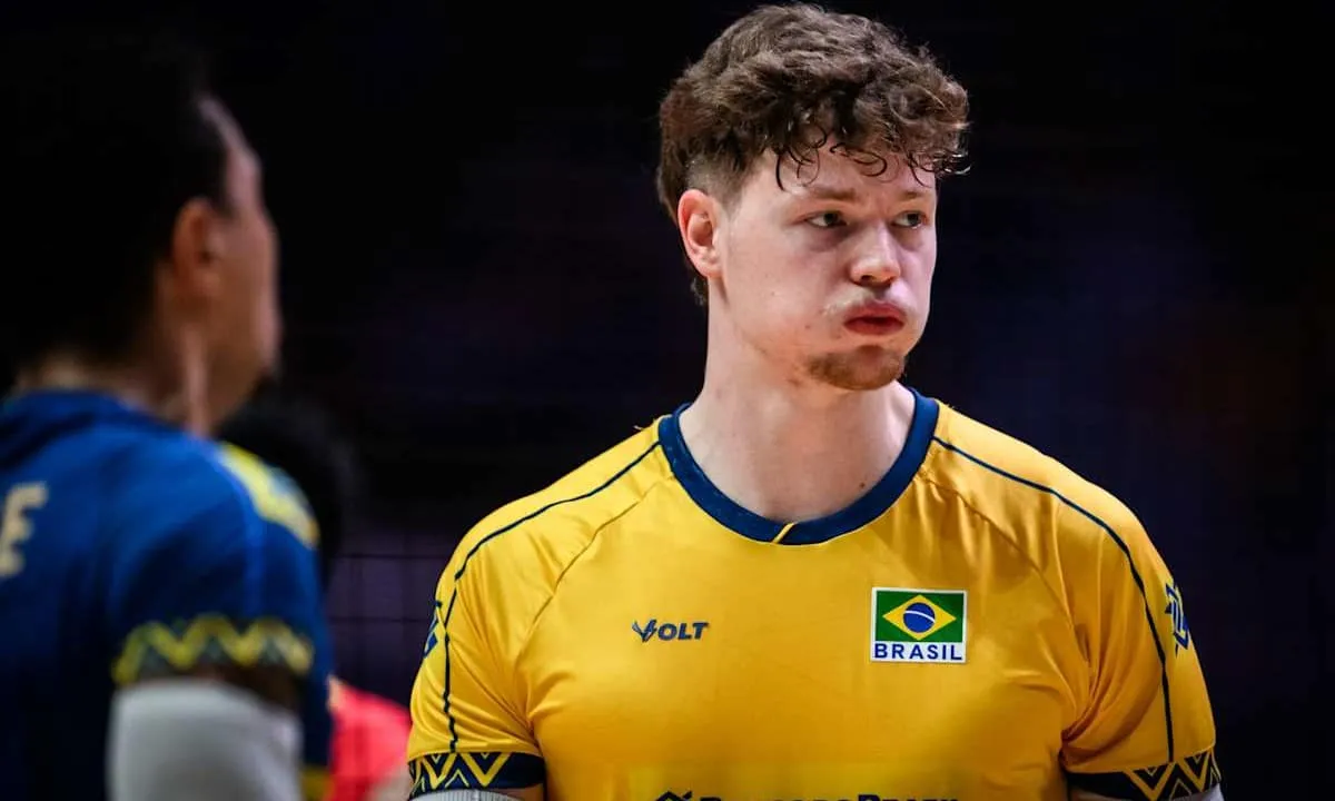 Ponteiro Lukas Bergmann em derrota do Brasil para a Polônia na semifinal da VNL