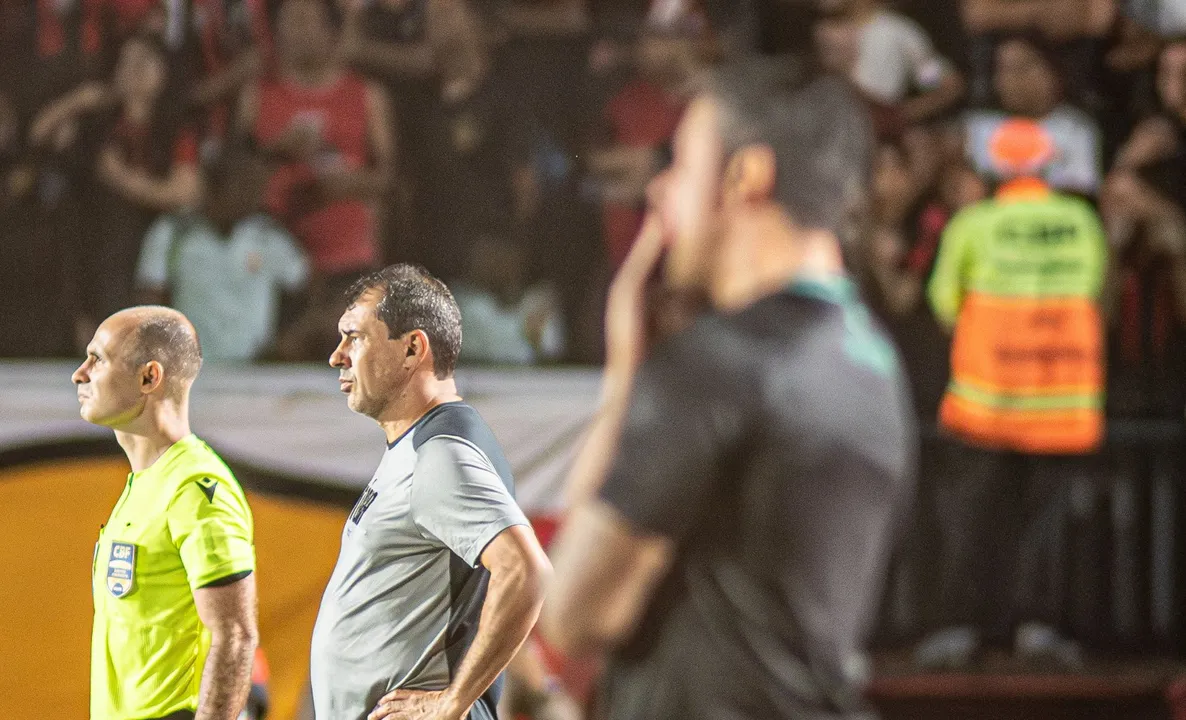 Fábio Carille e Thiago Carpini no Barradão