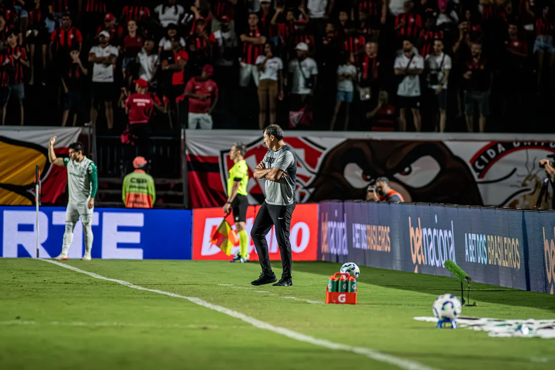 Carille em Vitória e Palmeiras