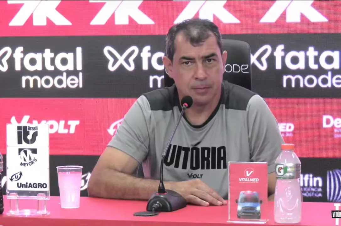 Fábio Carille abordou muito sobre a parte física