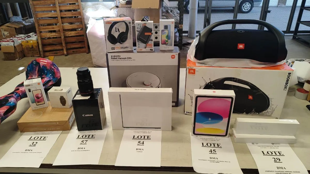 Imagem ilustrativa da imagem Celulares serão vendidos por R$ 160 em Leilão da Receita em Salvador