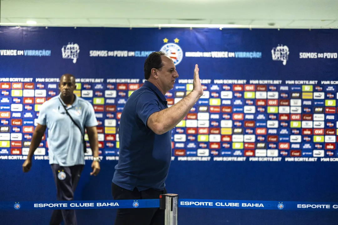 Rogério Ceni não tem dado oportunidade para a base