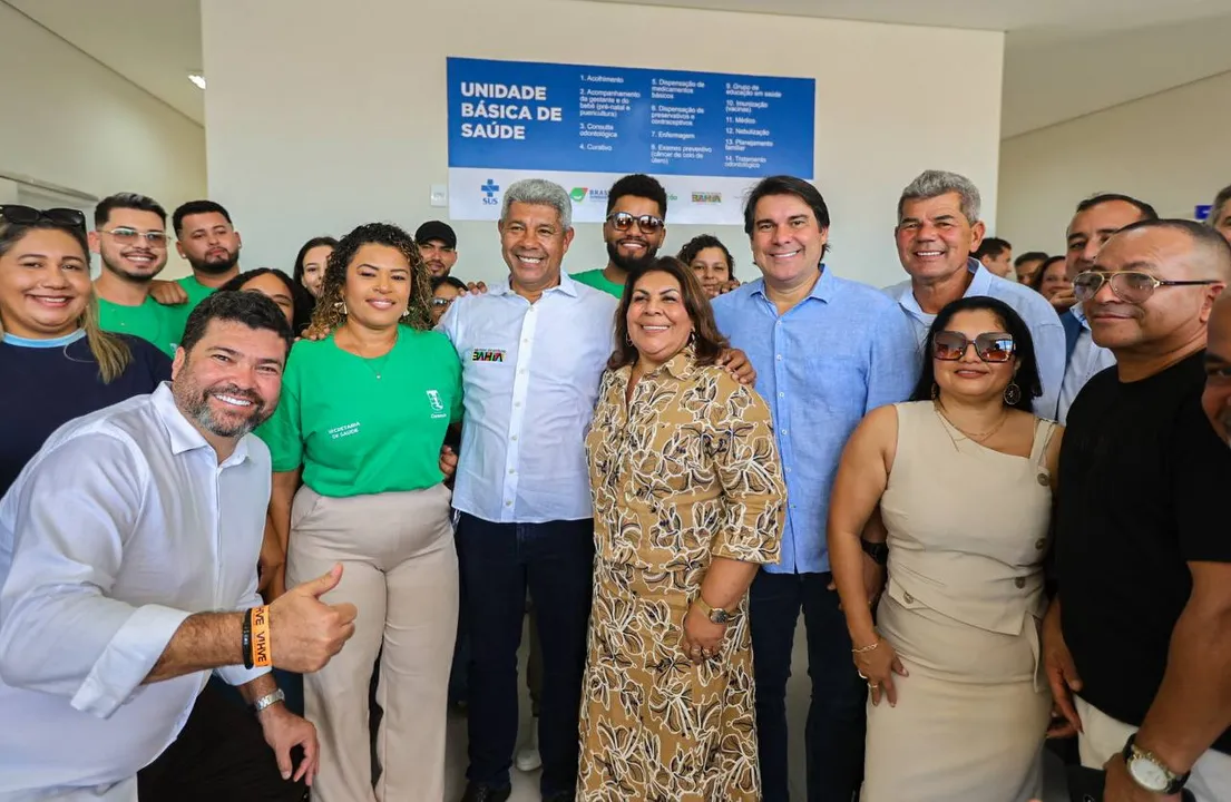 Governador inaugurou UBS de Cansanção neste sábado, 9
