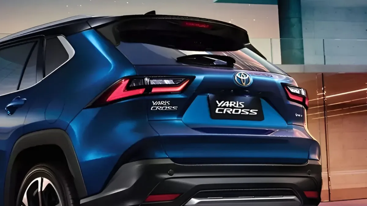 Design inspirado no Corolla Cross reforça o visual robusto do novo Yaris Cross